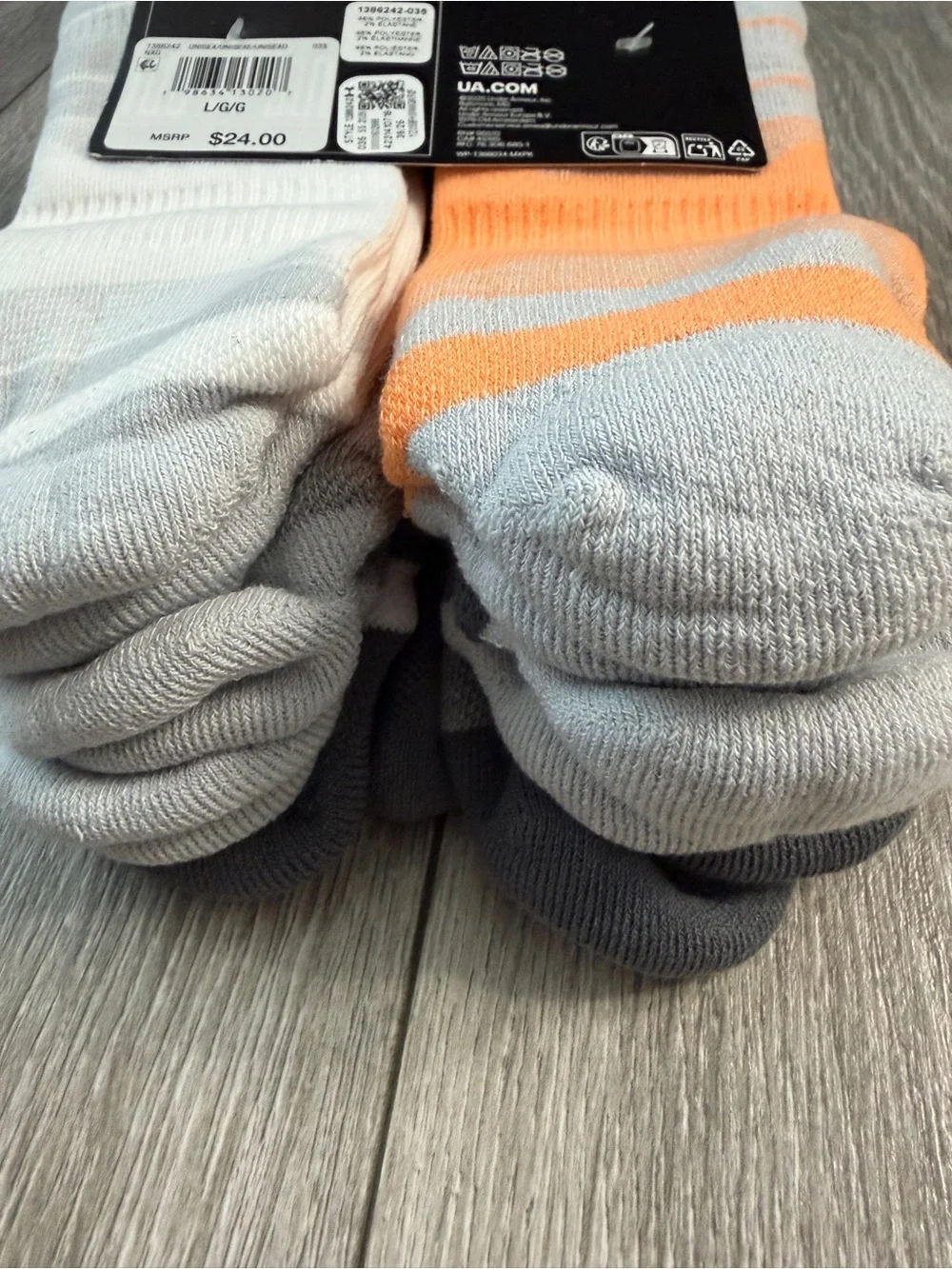 Under Armour 6 Pairs Men’s Crew Socks Cushioned NWT